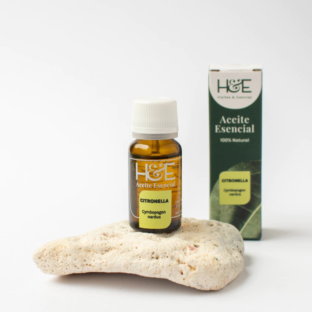 Aceite Esencial "hierbas Y Esencias" Citronela 100% Natural X 10cc