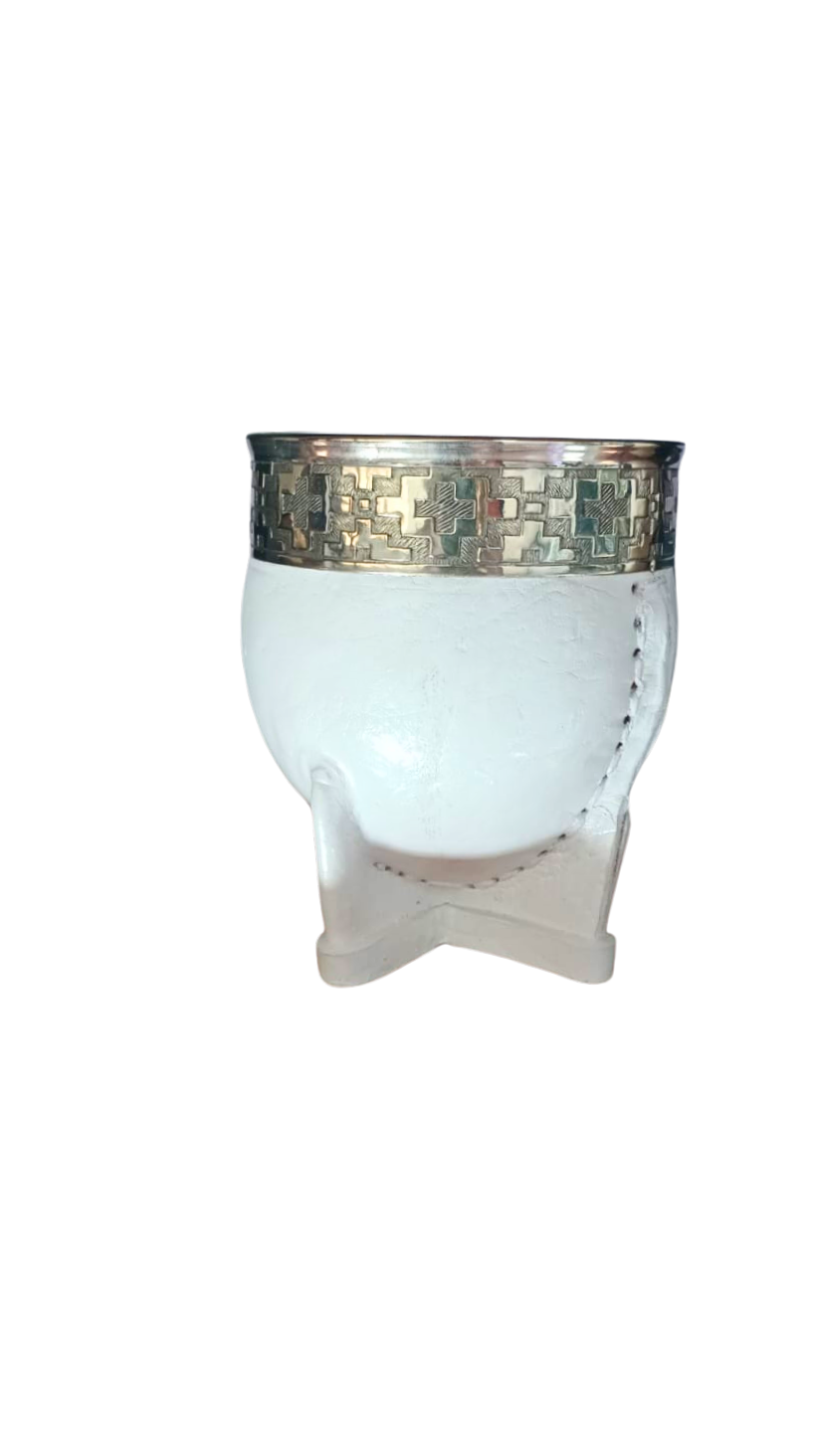 Mate Imperial Blanco Con Virola De Alpaca Cincelada